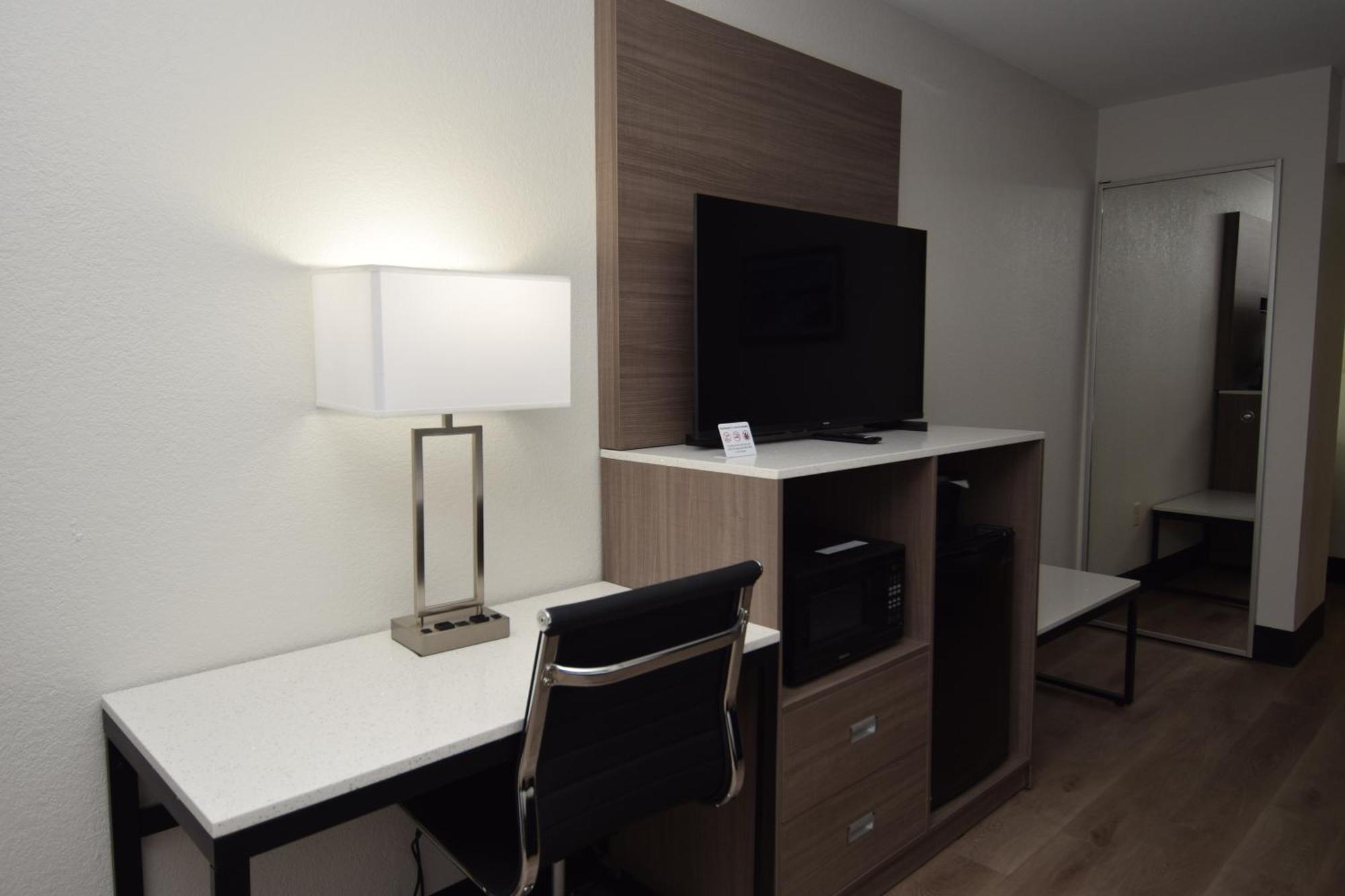 Baymont By Wyndham Batavia - Darien Lake Exterior foto